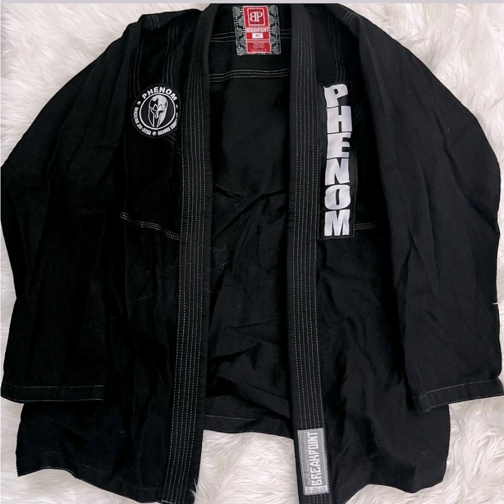 Black and white Phenom Jiu-Jitsu Gi